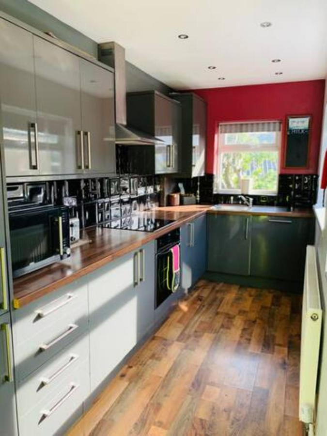 Bamber House - Large Modern Home & Perfect Location Blackpool Exterior photo
